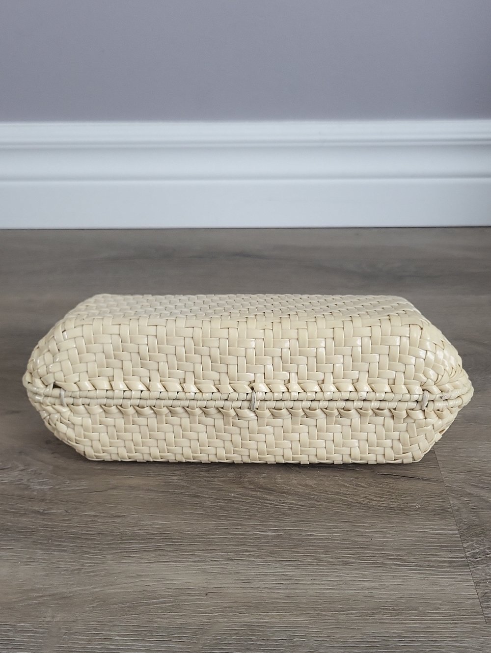 Vintage 90s Does 1950s Woven Cream Clamshell Clutch Bag - Picture 8 of 15